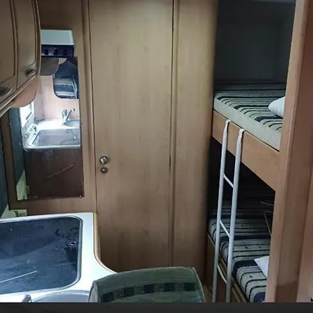 Rent Camper Campeggio Tirana